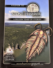 Charger l'image dans la galerie, <p><em>Guide de Stonehammer géoparc<em></p>