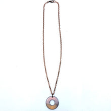 Charger l'image dans la galerie, Collier <em>Blossom Ring</em>