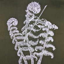 Charger l'image dans la galerie, Housse de coussin <em>Fiddling Ferns</em>