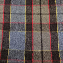 Charger l'image dans la galerie, Couverture <em>Deluxe</em> tartan <em>Outlander (Fraser)</em>