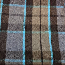 Charger l'image dans la galerie, Couverture <em>Deluxe</em> tartan <em>Outlander</em> (Mackenzie)