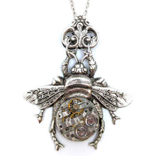 Charger l'image dans la galerie, Collier <em>Queen Bee</em>