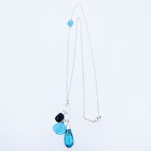 Charger l'image dans la galerie, Collier <em>Trinity</em>