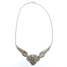Charger l'image dans la galerie, Collier <em>Winged Heart </em>
