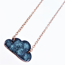 Charger l'image dans la galerie, Collier <em>Grumpy Cloud</em>