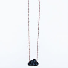 Charger l'image dans la galerie, Collier <em>Grumpy Cloud</em>