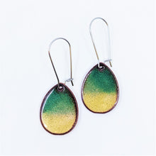 Charger l'image dans la galerie, Boucles d'oreilles <em>Horizon Teardrop</em> (Vert)