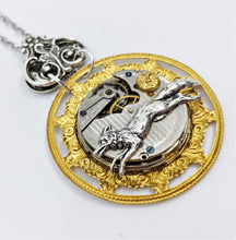 Charger l'image dans la galerie, Collier <em>Run Fox Run</em>