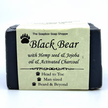 Charger l&#39;image dans la galerie, Savon artisanal &lt;em&gt;Black Bear&lt;/em&gt;
