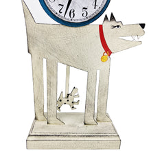 Charger l&#39;image dans la galerie, Horloge avec pendule &lt;em&gt;Dog Bone &lt;/em&gt;
