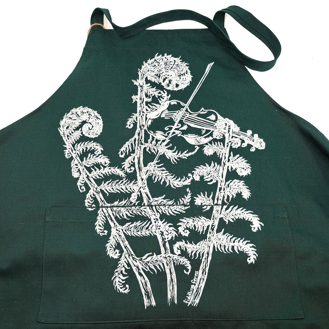 Fiddling Ferns Apron (Green)