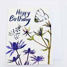 Charger l&#39;image dans la galerie, Carte &lt;em&gt;Happy Birthday&lt;/em&gt; avec papillons de nuit et chardons bleus
