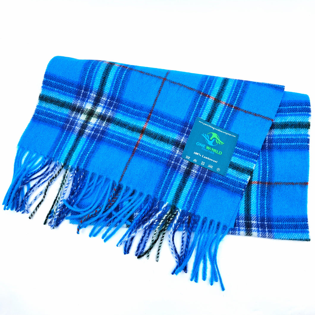 Écharpe en laine d'agneau tartan <em>One World Together</em>