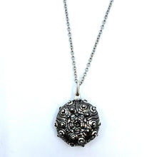 Charger l&#39;image dans la galerie, Collier &lt;em&gt;Sea Urchin (Antique)&lt;/em&gt;
