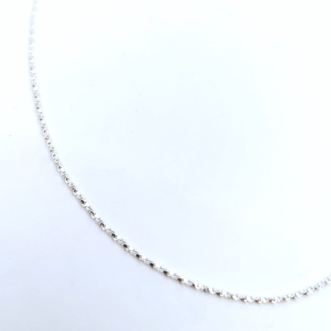 Sterling Silver Twisted Box Chain (22 in)