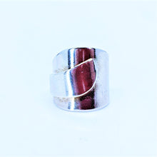 Load image into Gallery viewer, Silver Adjustable Wrap Ring
